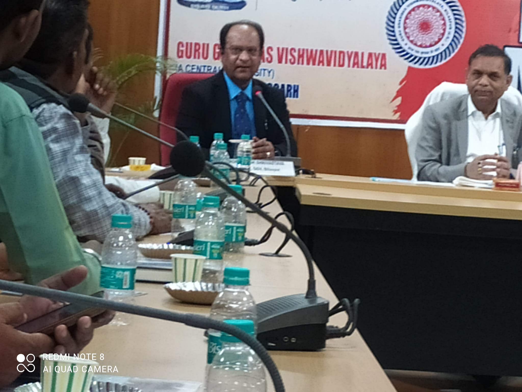 विश्विद्यालय समाज का अंग, मिलकर बहाएं विकास की गंगा : कुलपति